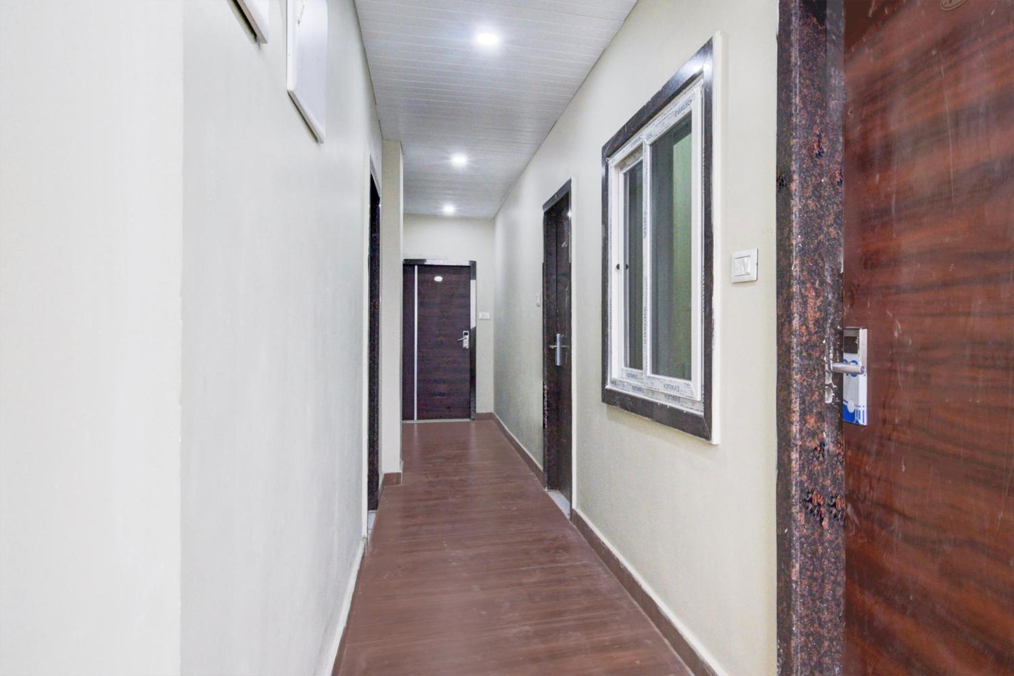 Hotel Super Collection O Srisailam Highway Shamshabad Exterior foto